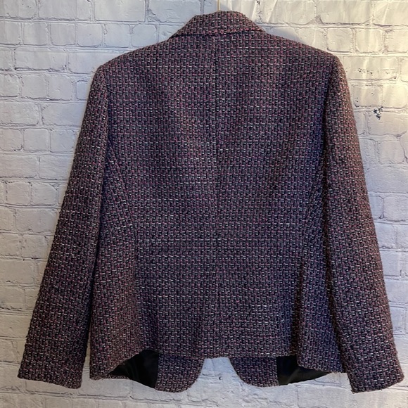 Tahari Levine Tweeded Blazer - Picture 7 of 8
